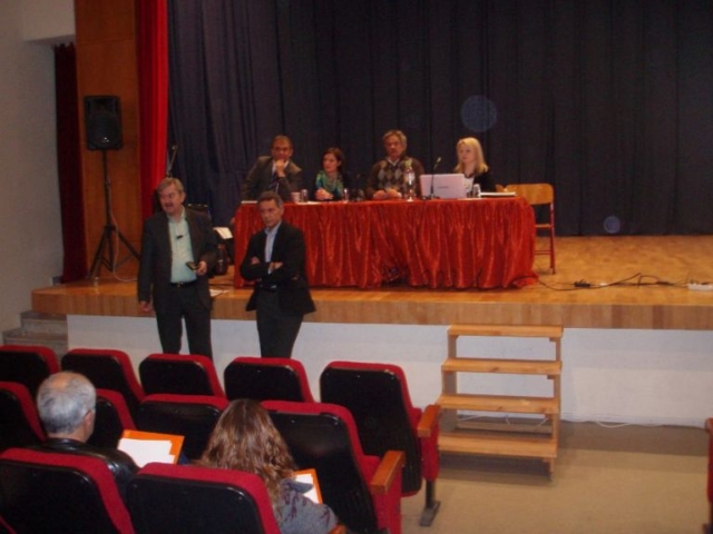 Εθνικό Δημοτολόγιο 2013-02-28